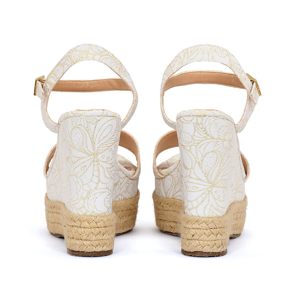 Plataforma Blanca con Bordado Dorado Aura | Siberian Shoes PR